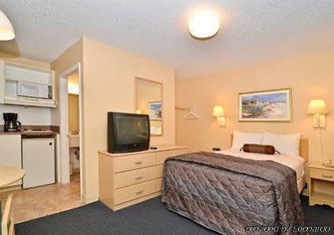 Suburban Studios Stuart near Federal Hwy 1 Bagian luar foto